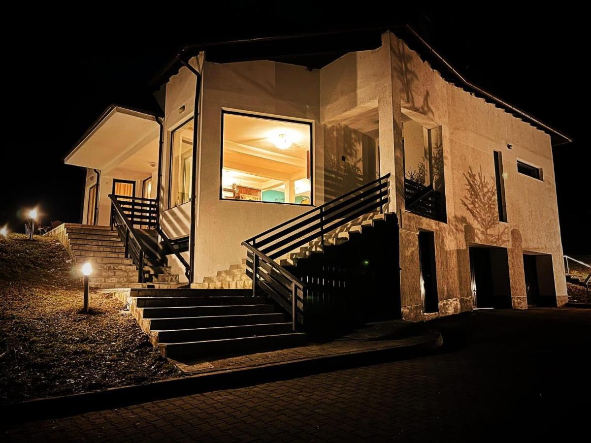 Villa & Spa 4Temporadas - Plaiul Foii Zărneşti Dış mekan fotoğraf
